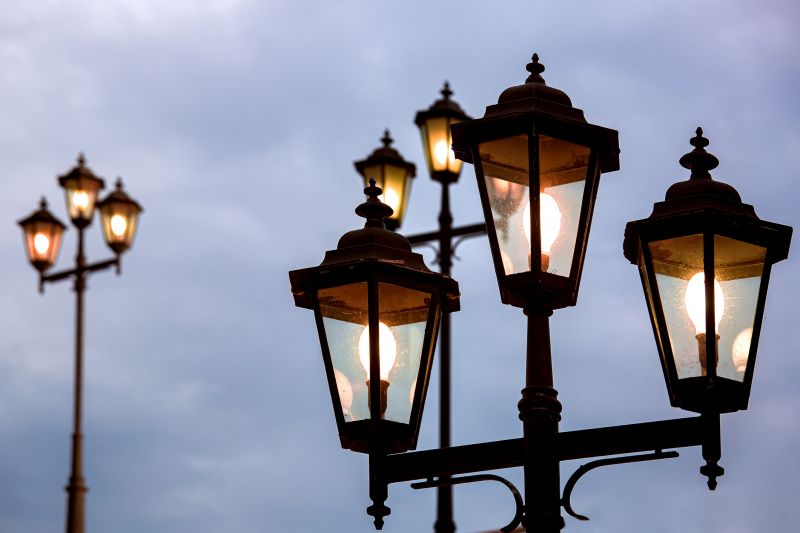 Outdoor Lamp Installation in Honolulu, HI